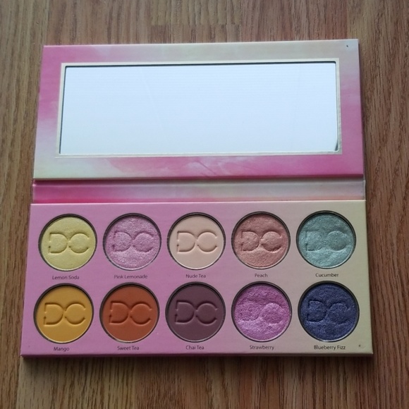 Dominique Cosmetics Other - Dominique Cosmetics Lemonade Eyeshadow Palette